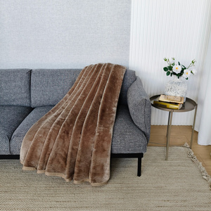 Koc 70 x 160 Akrylowy Jednolity Ciepły Yasemin 04