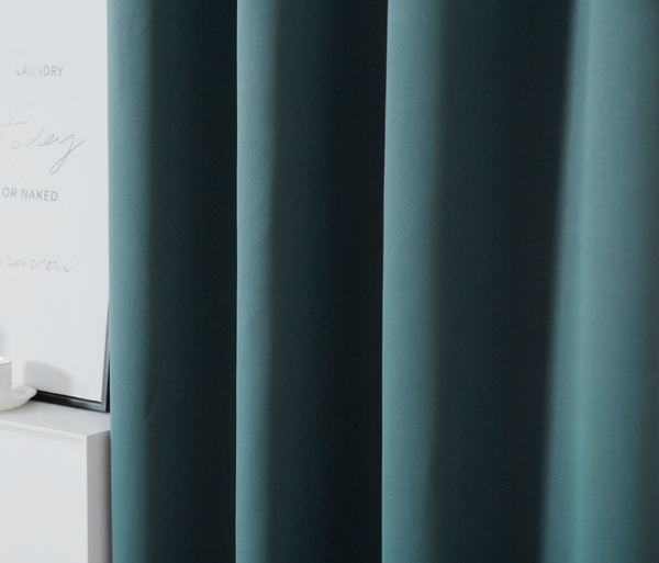 Zasłona 140 x 250 Na Taśmie Blackout Edoardo 08