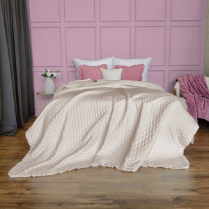 Narzuta 170 x 210 Pikowana Z Falbaną Celia 03