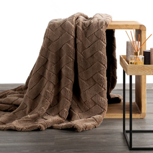 Koc 70 x 160 Pluszowy Jodełka Caro C.Brąz