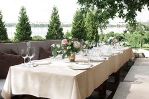 90x140 Stainproof Tablecloth Classic Elegant Cream