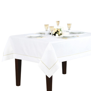 Tablecloth 140 x 200 Decorative Gold