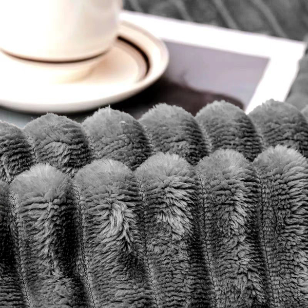 Koc 160 x 200 Mikrofibra Pluszowy Pasy Cadence 02