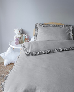 Bedding 100 x 135 Cotton Maya Mo With Ruffle 02