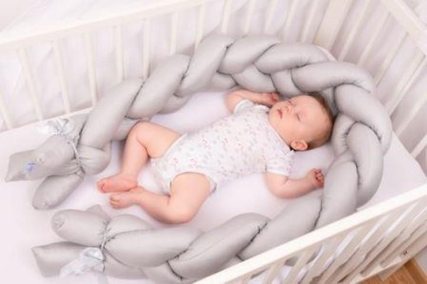 Ochraniacz 30 x 200 do Łóżeczka Warkocz Satyna 04