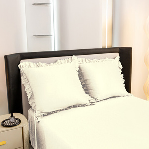 Bedding set 220 x 200 3 pcs with Ruffles Domingo 01