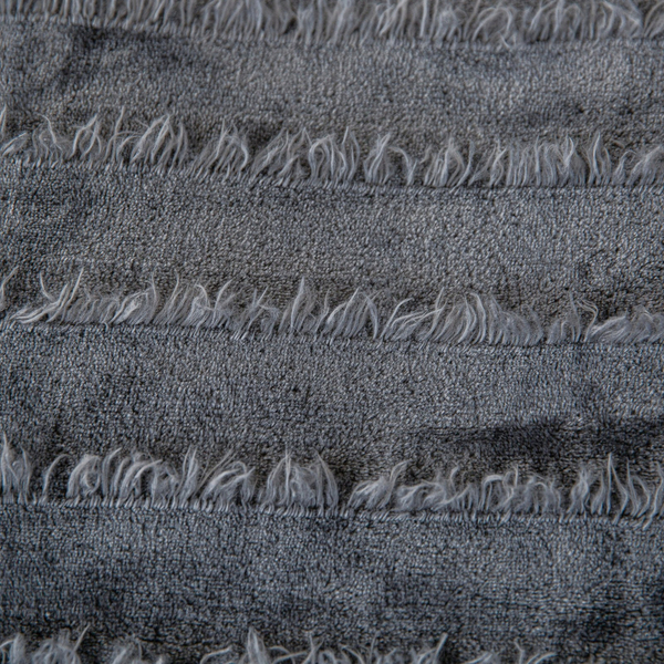 Koc 160 x 200 Mikrofibra Tłoczona Yolanda 02