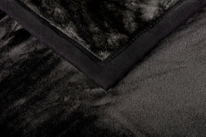 Koc 160 x 200 Akrylowy Jednolity Ciepły Yasemin 02