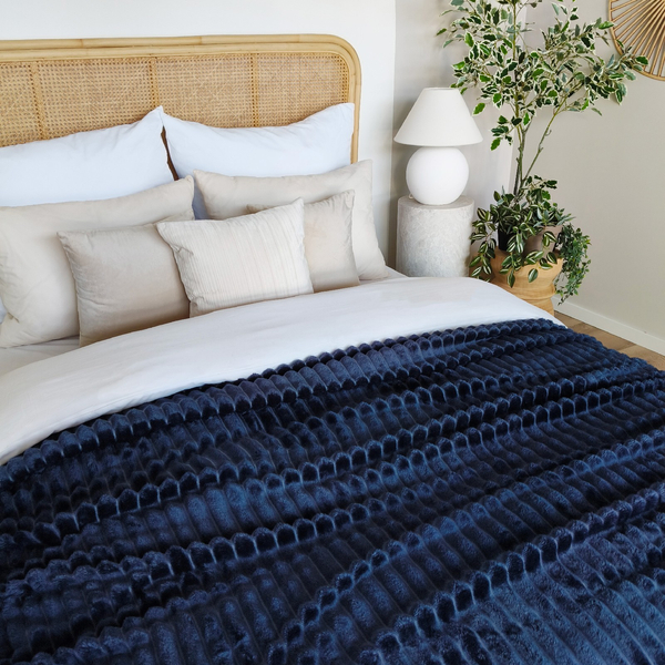 Blanket 200 x 220 Microfiber Stamped Stripes Nuvio 09