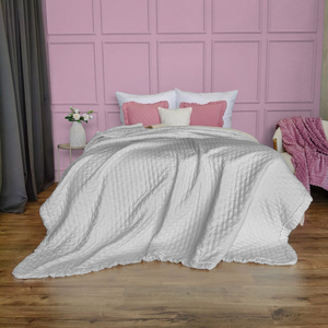 Narzuta 200 x 220 Pikowana Z Falbaną Celia 05