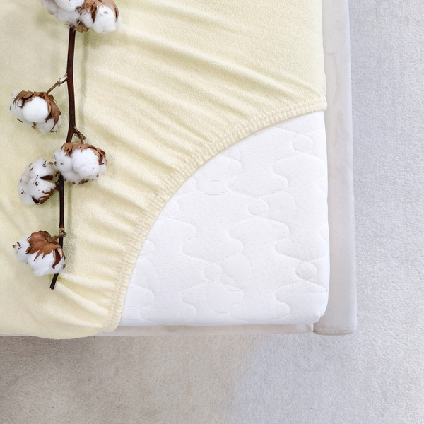 60 x 120 Terry sheet with elastic Gaja 07