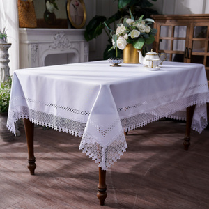 Tablecloth 140 x 180 Gipiura pattern 430 White