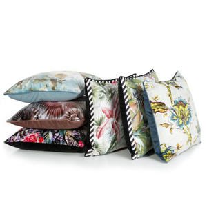 45 x 45 Decorative CHP Velvet 18 pillowcase