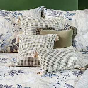 Poszewka 60 x 60 Dekoracyjna Monte 7C Oliwkowy