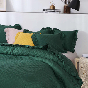 Bedspread 140 x 200 Quilted Double-sided Ruffy Butel