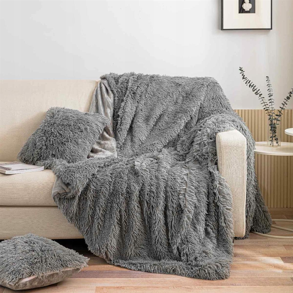 70 x 150 Italian Fur Yeti Grey Blanket