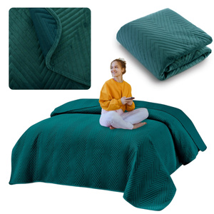 Bedspread 220 x 240 Embossed Velour Marieta 06