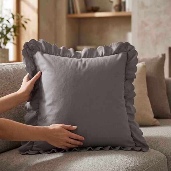 Poszewka 40 x 40 z Falbaną Luxury Jowita 06