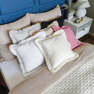 Poszewka 45 x 45 Pikowana Z Falbaną Celia 06