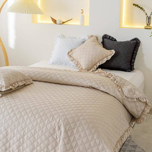 Bedspread 160 x 220 Quilted Double-sided Ruffy Beige