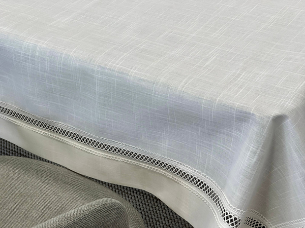 Stain-Resistant Tablecloth 110 x 160 with Lace Nela 549