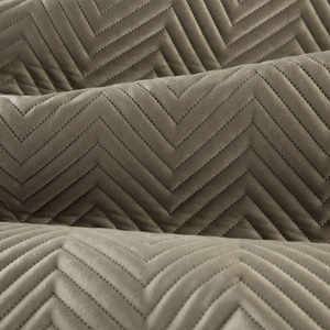 170 x 210 Decorative Velour Sofia Brown Bedspread