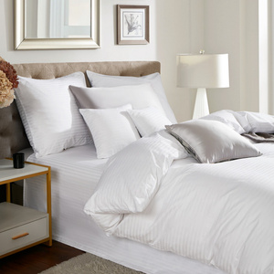 Bedding 220 x 200 3pc Cotton Adamash White