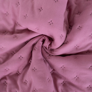 Narzuta 200 x 220 Pikowana Z Falbaną Celia 06