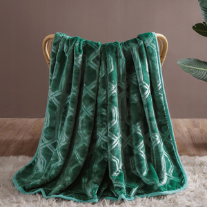 Blanket 160 x 200 Vito Stamped Acrylic Bottle Green