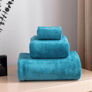 Towel 50 x 90 Microfiber Active 380 g/m2 Turquoise