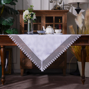 Tablecloth 140 x 280 Guipure pattern 431 White