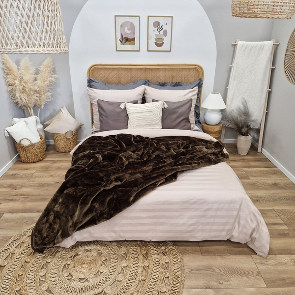 Koc 160 x 200 Akrylowy Jednolity Ciepły Yasemin 03