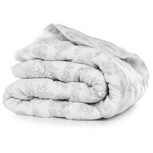 Lily 140 x 200 Anti-allergenic Quilt All Year Round