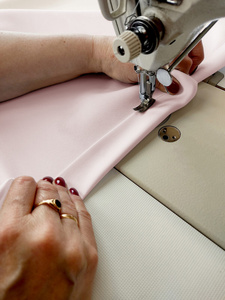 Tablecloth 150x250 Stainproof Classic Elegant Pink