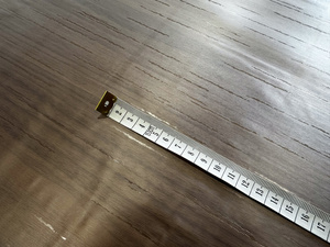 Cerata Na Stół 140 cm Dekoracyjna Na Metry Lena 57