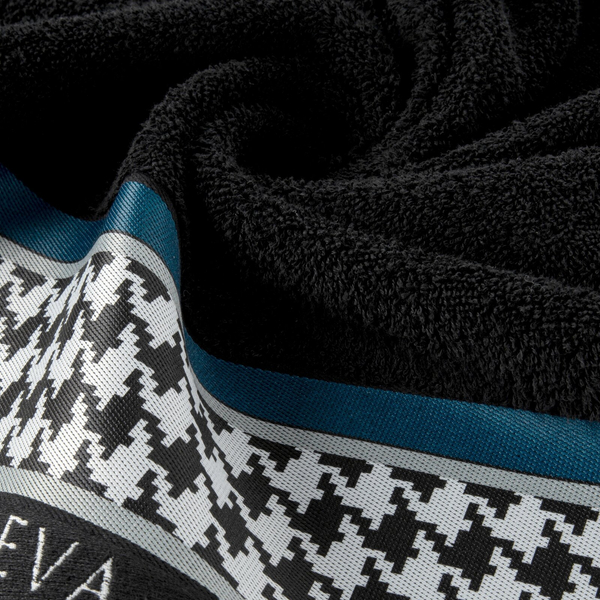 Eva Minge Eva8 Bath Towel 70 x 140 Black