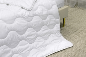 Quilt 135 x 200 Quilted All Year White Elias