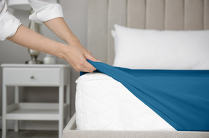 200 x 220 Jersey sheet with elastic Janet 06