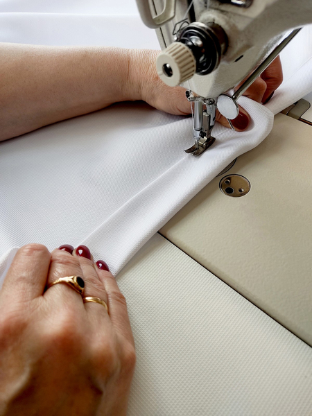 Tablecloth 150x300 Stainproof Classic Elegant White