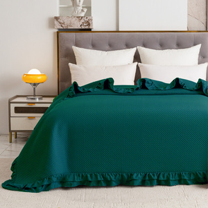 Quilted Bedspread 200 x 220 with Ruffle Rosella 04