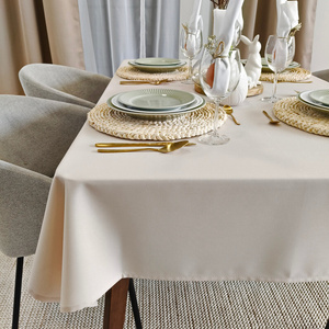 Obrus 140x300 Plamoodporny Surbo Ecru