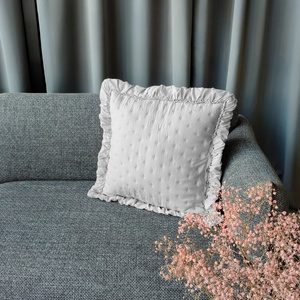 Poszewka 45 x 45 Pikowana Z Falbaną Celia 05