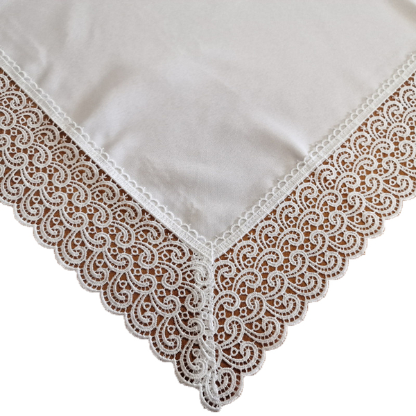 Tablecloth 140 x 180 Gipiura pattern 001 White