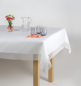 Tablecloth 140 x 200 Guipure pattern 404 White