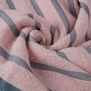 70 x 140 Bath Towel 500g/m2 Isla 04 Pink