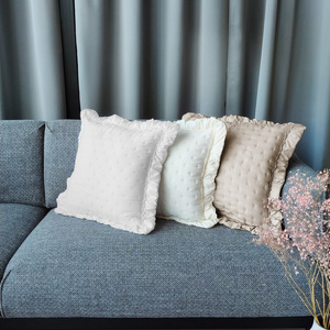 Poszewka 45 x 45 Pikowana Z Falbaną Celia 01