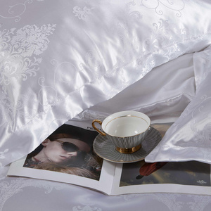 Bedding 220 x 200 5pcs Satin Embroidered AT002