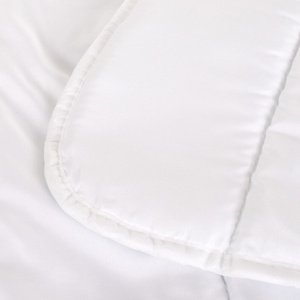 All-Season Set Comforter 100 x 135 + 40 x 60 Mauro