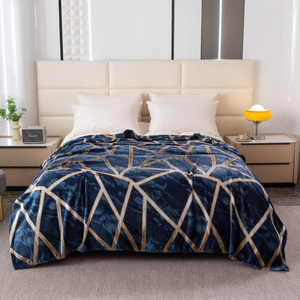 Koc 200 x 220 Mikrofibra Gładka Inger 19