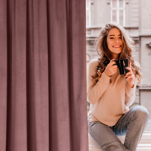 Zasłona 140 x 250 Dekoracyjna Velvet Rosa C. Róż